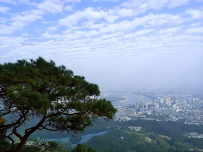 西安桂平西山：壮乡奇景，美食文化，历史遗迹