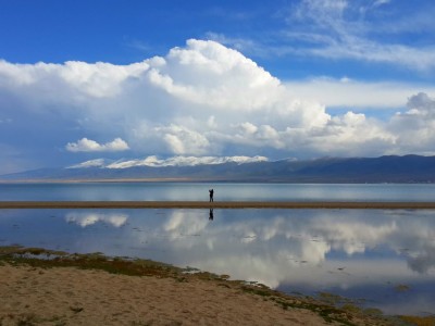 西安青海湖：梦幻之地，美食天堂